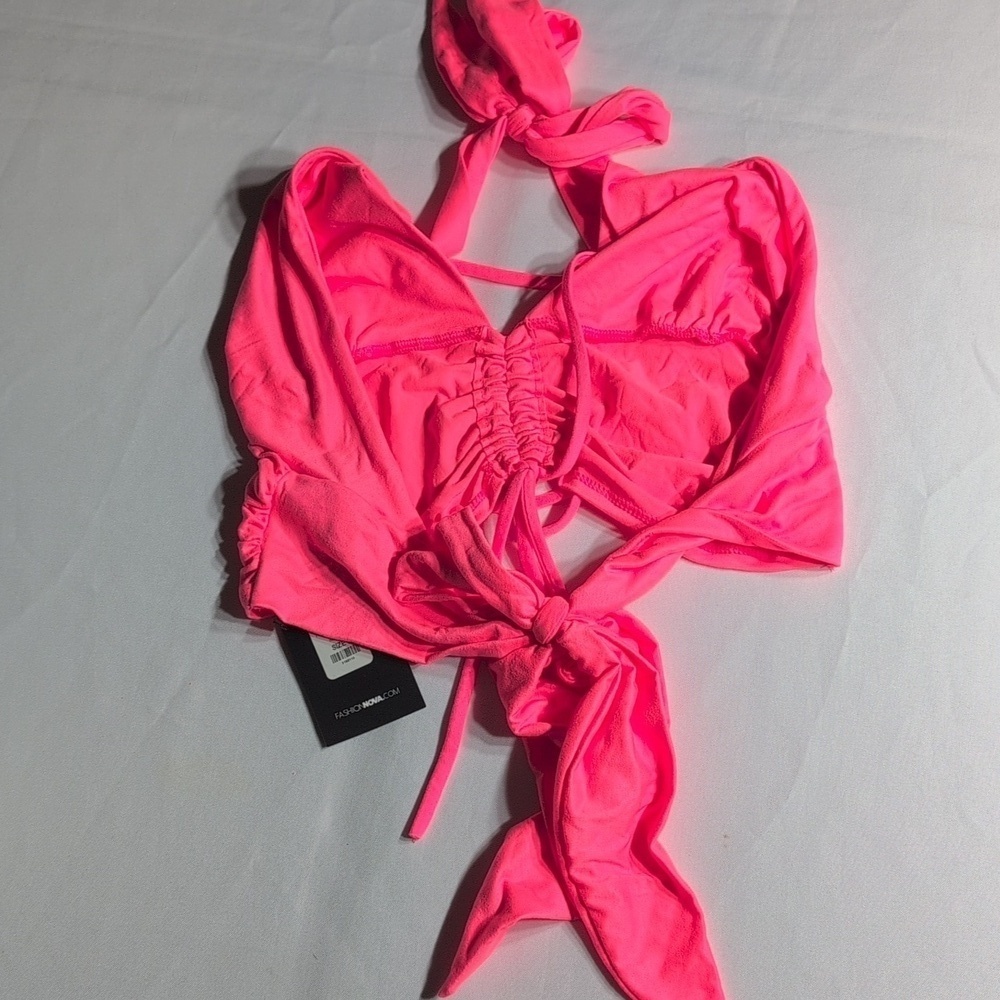 Fashion Nova Hot Pink Halter Top Size Large - Picture 2 of 5